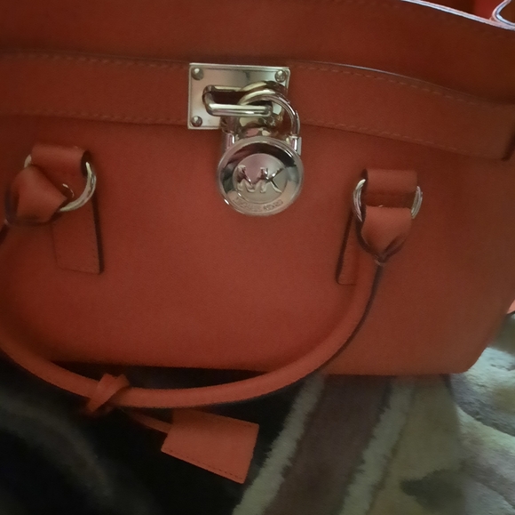 Michael Kors - Picture 7 of 9